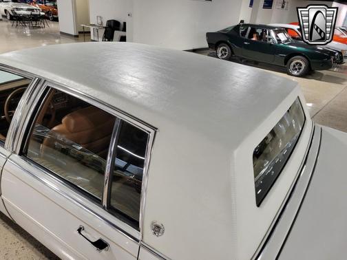 1988 Cadillac Brougham 