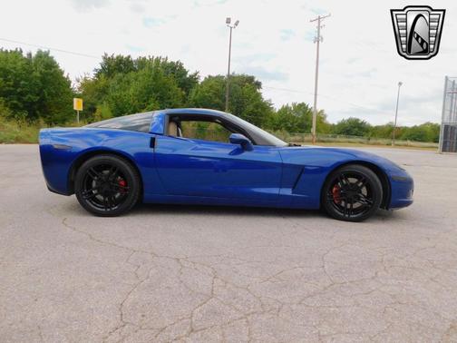 2005 Chevrolet Corvette Base