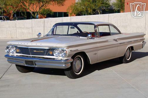 1960 Pontiac Bonneville 