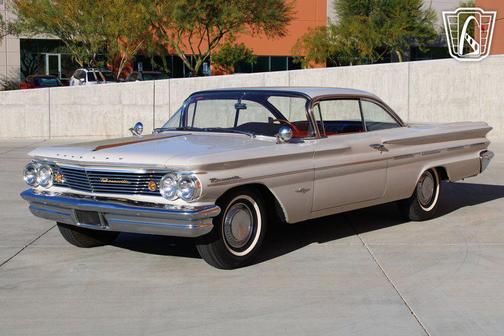1960 Pontiac Bonneville 