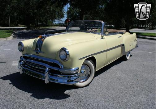 1954 Pontiac Star Chief 