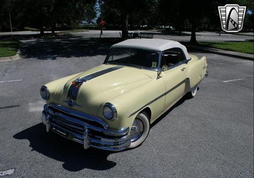 1954 Pontiac Star Chief 