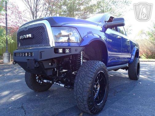 2017 RAM 2500 Tradesman Crew Cab 4x4 6'4' Box