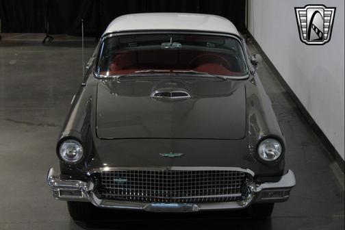 1957 Ford Thunderbird Base