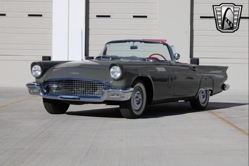 1957 Ford Thunderbird Base
