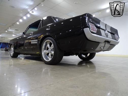 1966 Ford Mustang Base