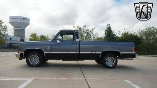 1987 Chevrolet C10/K10 Base