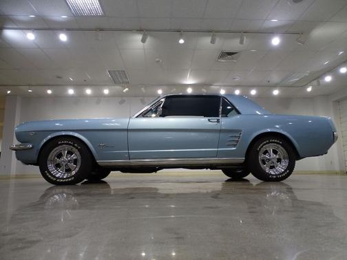 1966 Ford Mustang Base