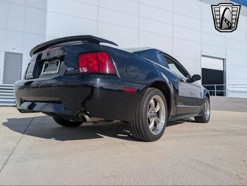 2003 Ford Mustang Base