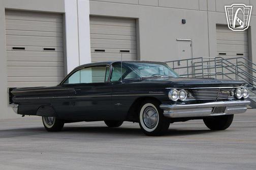 1960 Pontiac Bonneville 