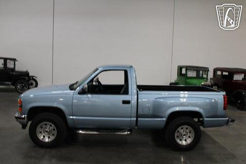 1990 Chevrolet Pickup Truck Base