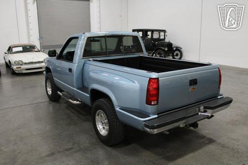 1990 Chevrolet Pickup Truck Base