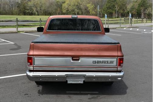 1983 Chevrolet C10/K10 Base