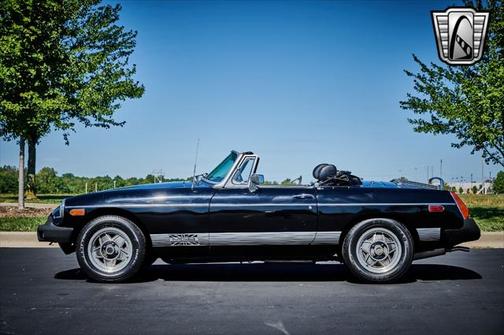 Photo 3 of 99 of 1979 MG MGB Limited Edition