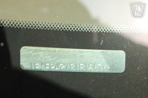 2001 Ford Mustang Base