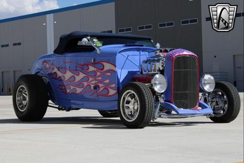 1932 Ford Roadster 