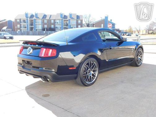 2012 Ford Shelby GT500 Base