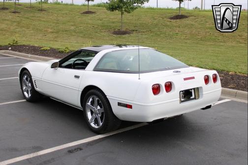 1996 Chevrolet Corvette Base