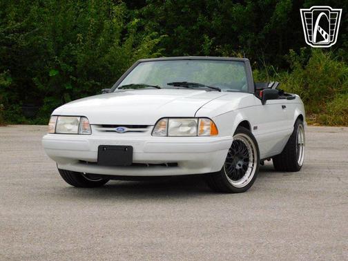 1990 Ford Mustang LX 5.0L Sport