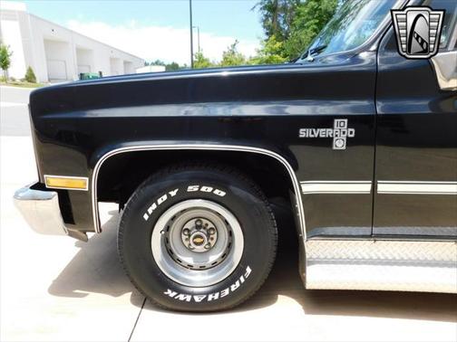 1981 Chevrolet C10/K10 Base