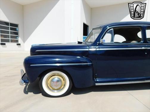 1946 Ford Deluxe Base