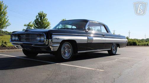 BLACK 1962 Oldsmobile Starfire