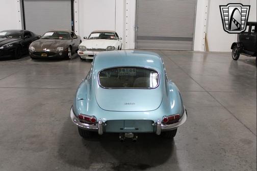 1964 Jaguar XKE Base