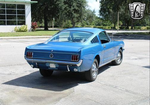 1965 Ford Mustang Base