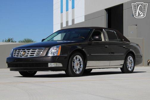 2008 Cadillac DTS Base