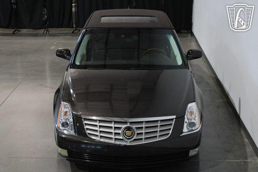 2008 Cadillac DTS Base