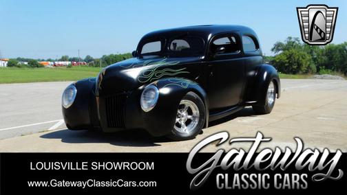 1939 Ford Deluxe Base