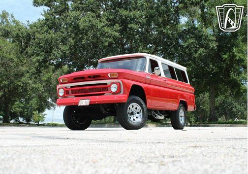 1965 Chevrolet Suburban Base