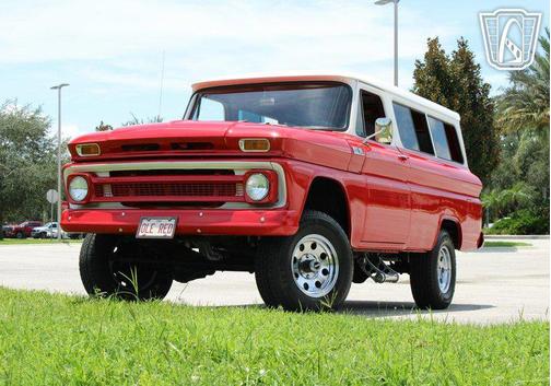 1965 Chevrolet Suburban Base