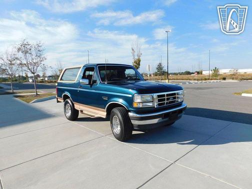 1995 Ford Bronco XLT