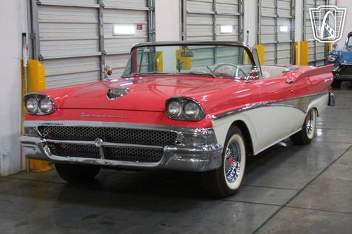 1958 Ford Fairlane 500 Base