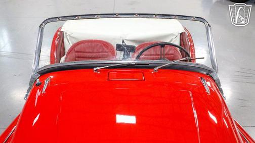 RED 1960 Triumph TR3A