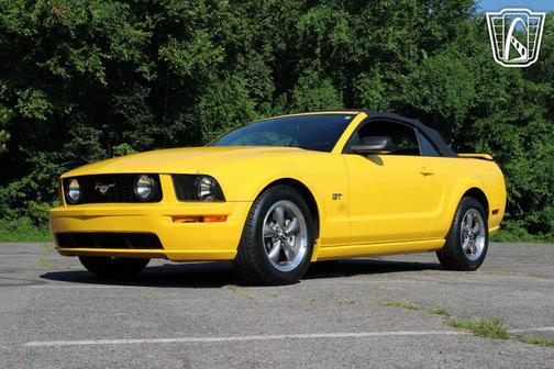 2006 Ford Mustang Base