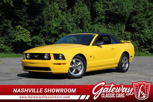 2006 Ford Mustang Base