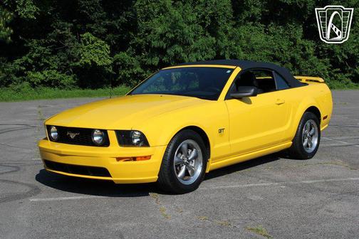 2006 Ford Mustang Base