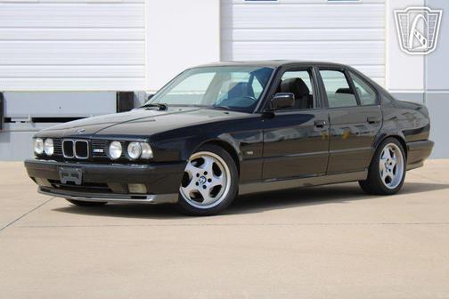 1991 BMW M5 Base