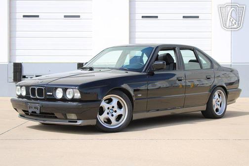 1991 BMW M5 Base