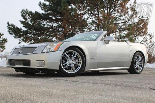 2005 Cadillac XLR Base