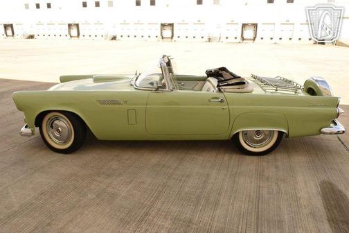 1956 Ford Thunderbird Base