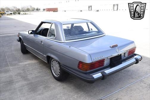 1988 Mercedes-Benz 560SL
