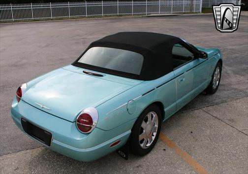 2002 Ford Thunderbird Base