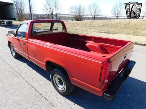 Photo 5 of 32 of 1988 Chevrolet 2500 Extended Cab