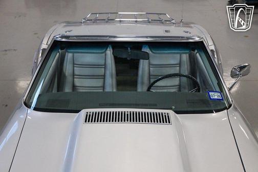 1975 Chevrolet Corvette Base