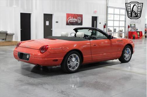 2003 Ford Thunderbird James Bond 007 Edition