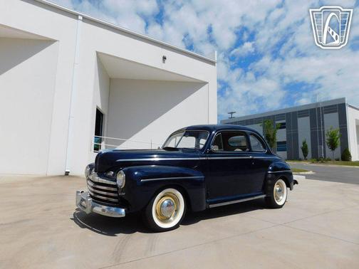1946 Ford Deluxe Base