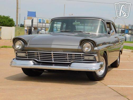 1957 Ford Custom Base